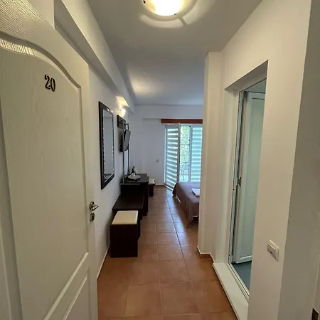 בית הארחה Miamar קוסטינסטי