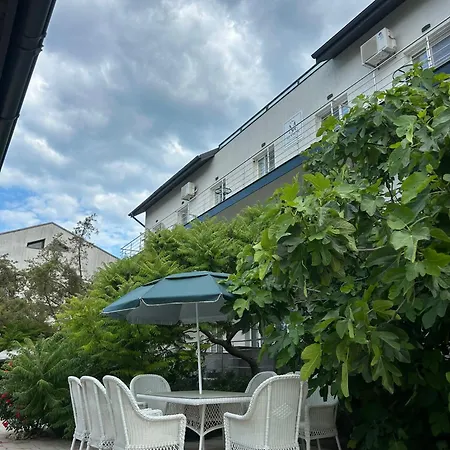 Miamar Πανσιόν 3*